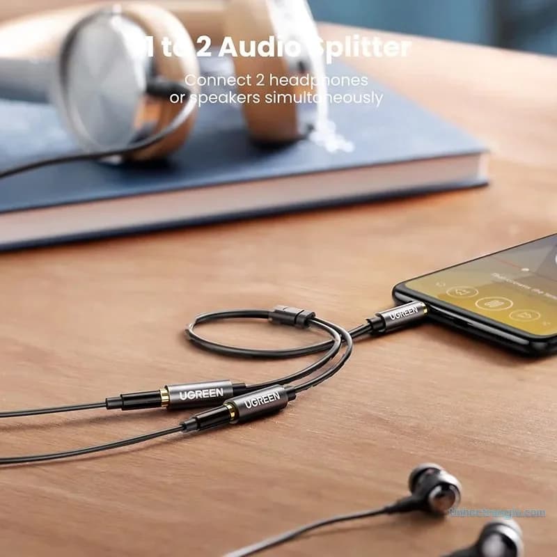 Cáp Chia Jack 3.5mm 1 Đực Sang 2 Cái (Loa + Mic) Ugreen 30619